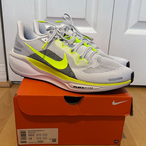 Nike Air Zoom Pegasus 41 in White and Neon Green - Picture 1 of 4